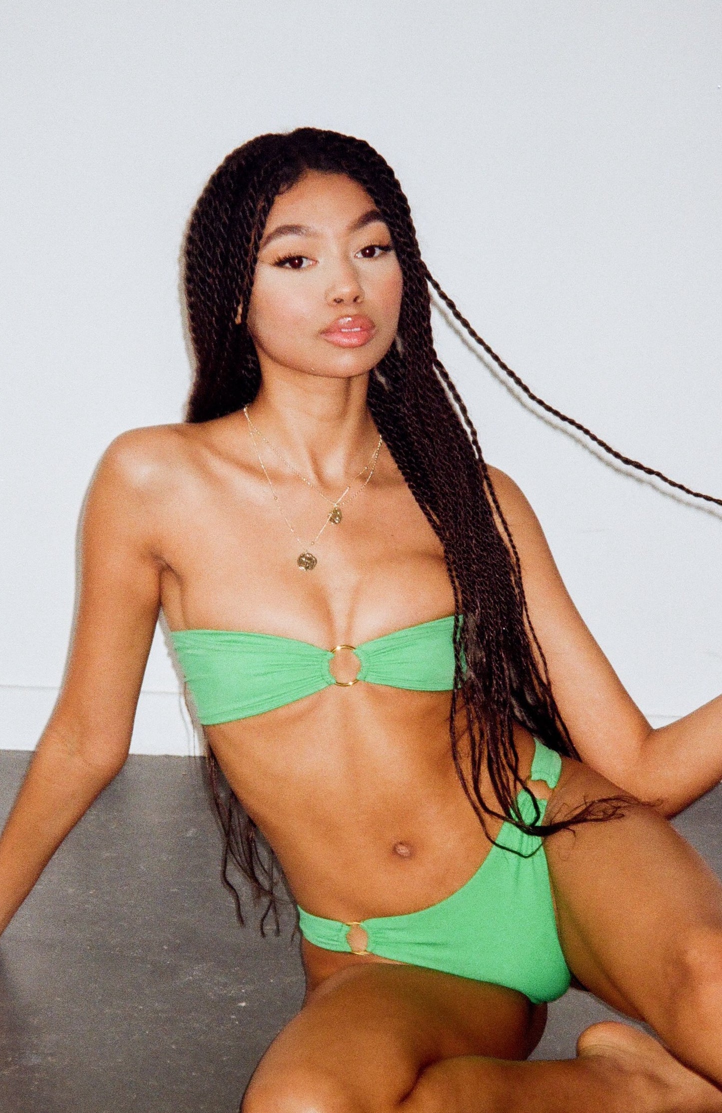 Ada -Top